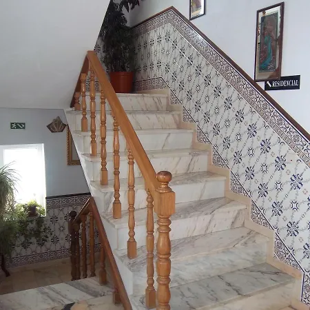 Azibo E Restaurante 2*