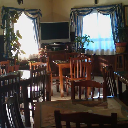 מלון Azibo E Restaurante 2*