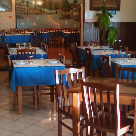 Azibo E Restaurante מלון 2*