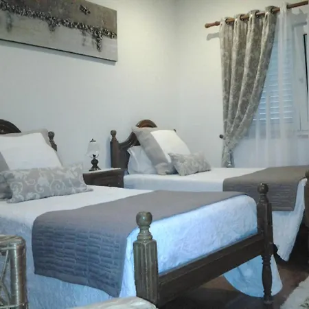 Azibo E Restaurante 2*