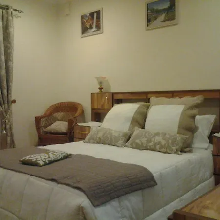 Azibo E Restaurante Ξενοδοχείο 2*