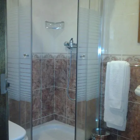 Azibo E Restaurante Hotel 2*