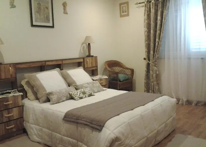 Azibo E Restaurante 2* Podence