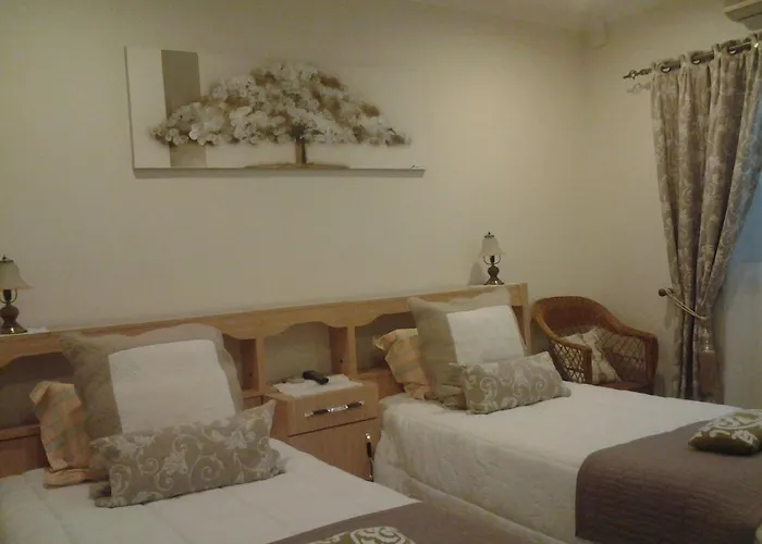 מלון Azibo E Restaurante