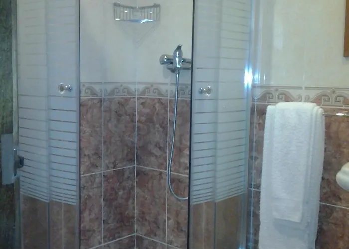 Azibo E Restaurante Hotel 2*