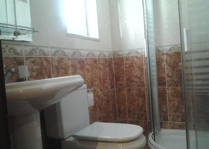 מלון Azibo E Restaurante 2*